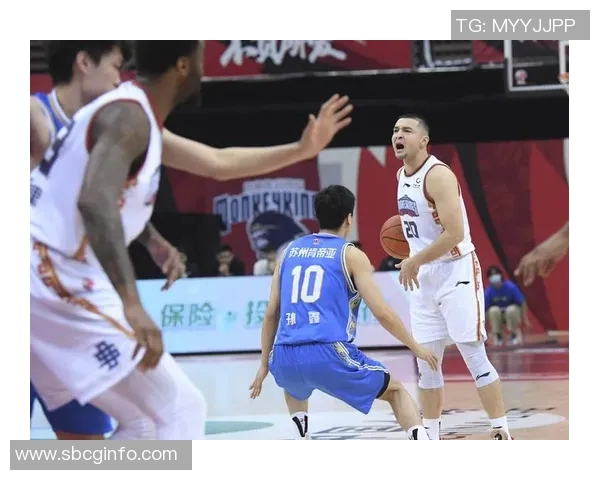 南京篮球队技术解析：从战术布局到球员配合的全面剖析